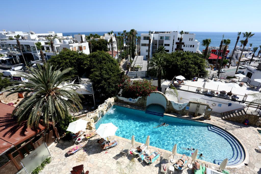 Dionysos Central Paphos Eksteriør billede